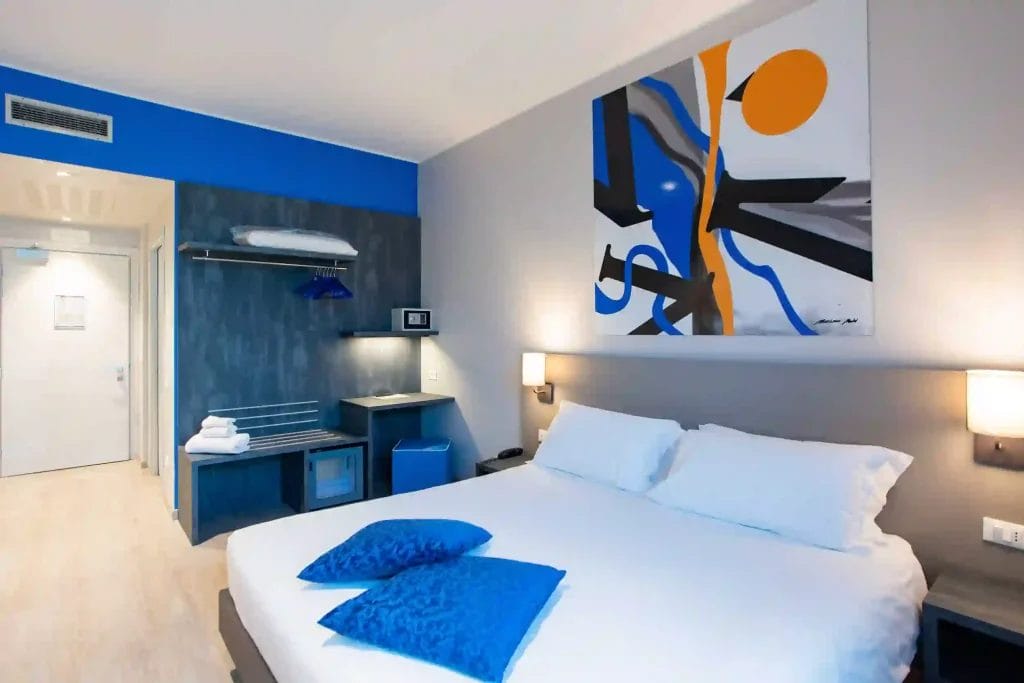 An hotel dependance camera blu 2 1 an hotels - milano business hotels di design a milano - an hotels