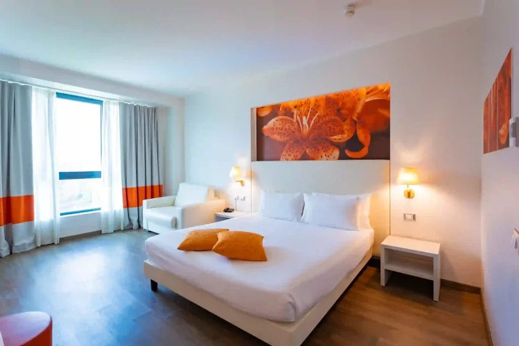 Camera familiare arancione an hotel milano settala 1 an hotels - milano business hotels di design a milano - an hotels